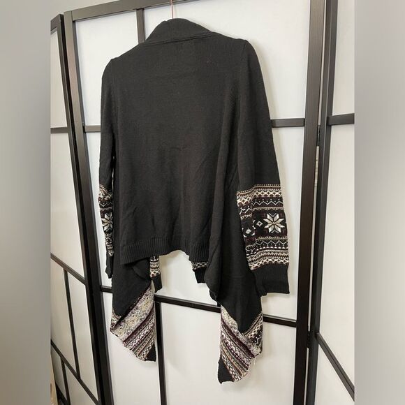 [L] Jessica Black Holiday Cardigan with Creme & Red Fair Isle Snowflake Print - Picture 5 of 10